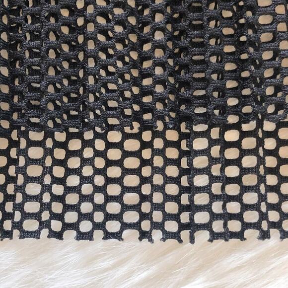 M.N.G. Mango Black Openwork Lasercut Crop Tank Top Raw Edge Size S - Picture 4 of 5